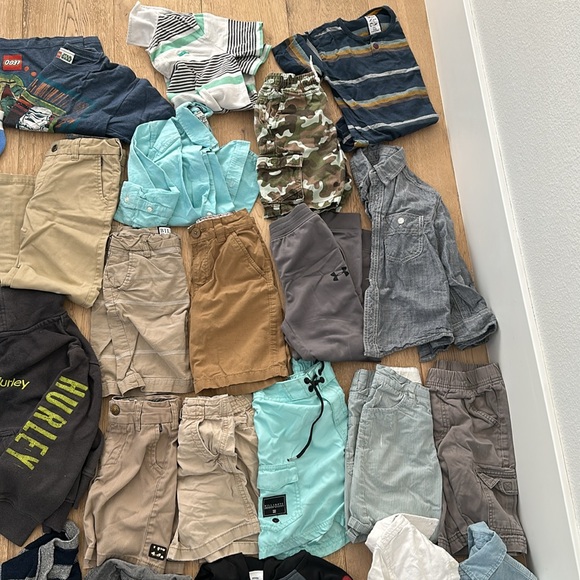 50+ piece of 3T-5T boys clothes! Excellent condition name brand items! - Picture 5 of 11